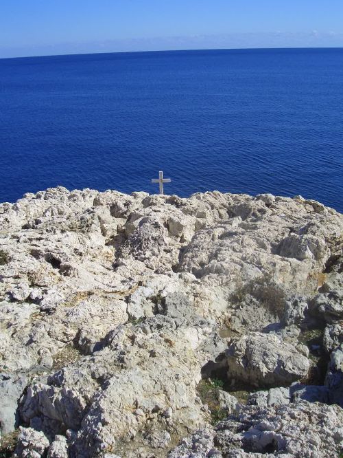 Pictures of coastal rock formations near agia nappa cyprus 07