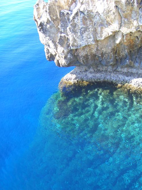 Pictures of coastal rock formations near agia nappa cyprus 23