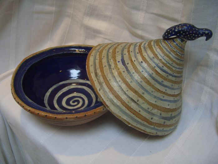 London pottery CIMG0046.JPG (110282 bytes)