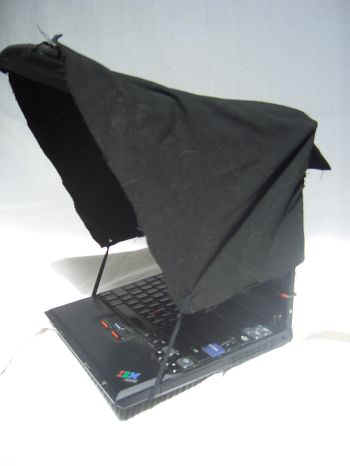 laptop sunscreen - side view